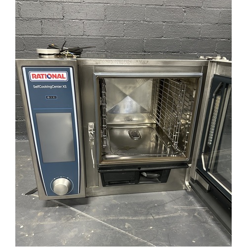 Pre-Owned Rational XS 6-2/3 - Electric Combi Oven 6 x 2/3 GN Pans