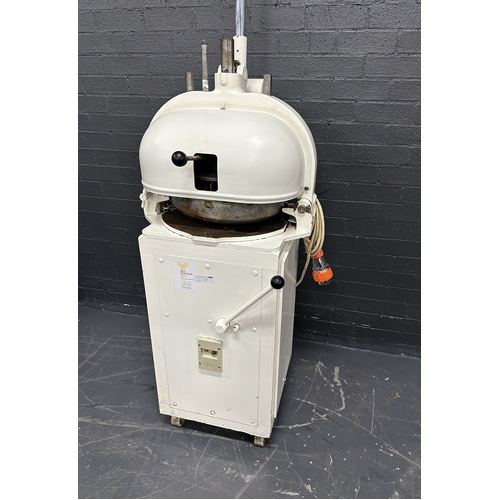 Pre-Owned Eberhardt P6-10702 - Bun Divider / Rounder