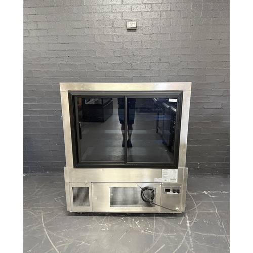 Pre-Owned Koldtech SQRCD.12 - Square Glass Cake Display 1200mm