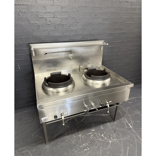 Pre-Owned Gas 2 Hole Wok with Chimney Burners