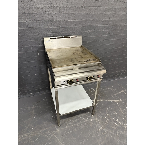 Pre-Owned Trueheat T60-0-60G - 600mm Gas Griddle on Leg Stand