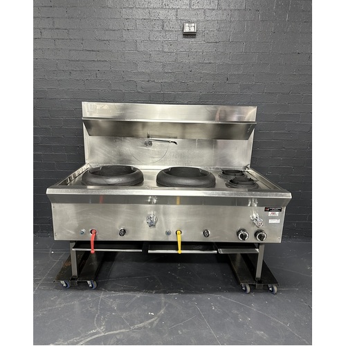 Pre-Owned Luus WF-2C2B - 2 Hole Gas Wok with 2 Side Burners - PO-1593