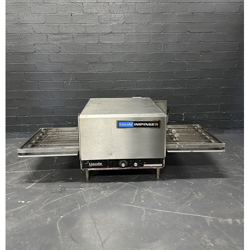 Pre-Owned Lincoln 1304 - Electric 16 Inch Benchtop Pizza Oven - PO-1650